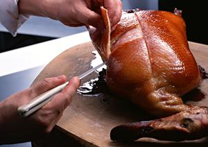 銀座のキャバクラ求人ならROMANE